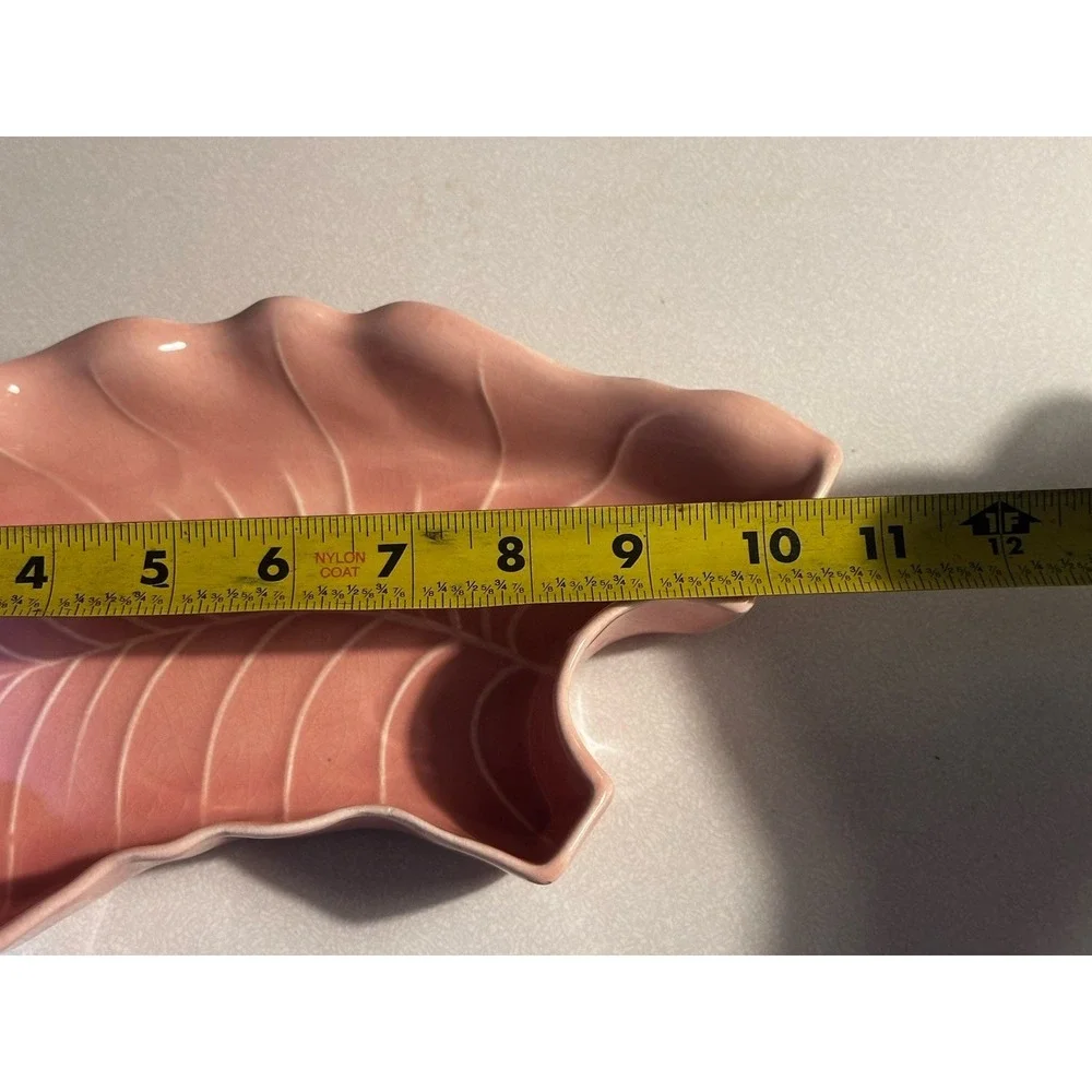 Vtg USA Pottery Pink Ceramic Leaf Shaped Decorative Midcentury Modern Dish